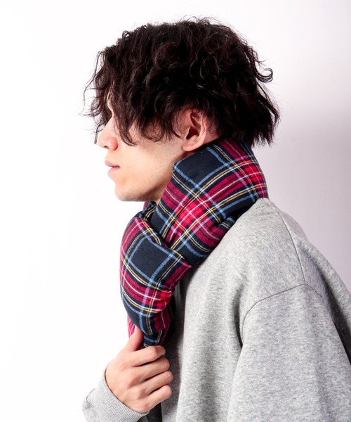 FUNALIVE（ファンアライブ）の「チェックティペット（ネックウォーマー/スヌード・メンズ・ネイビー/レッド/グリーン・FREE）」の5枚目の写真