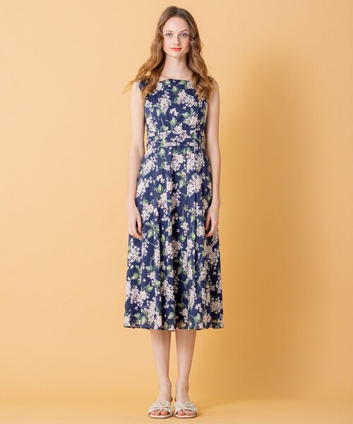 TOCCA（トッカ）の「【洗える！】FLORAL STORY ドレス（ワンピース・レディース・ホワイト系5/ネイビー系5・2/0/4/6）」の10枚目の写真