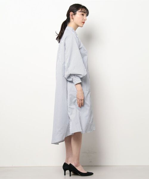 e-zakkamania stores（イーザッカマニアストアーズ）の「ストライプ柄 パフスリーブ シャツワンピース（シャツワンピース・レディース・ホワイト/ネイビー・M）」の11枚目の写真