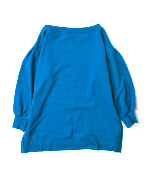 w closet(ダブルクローゼット)の「ワイドネックオーバースウェット(スウェット・レディース・ブルー/アイボリー/スモークピンク・FREE)」の14枚目の写真