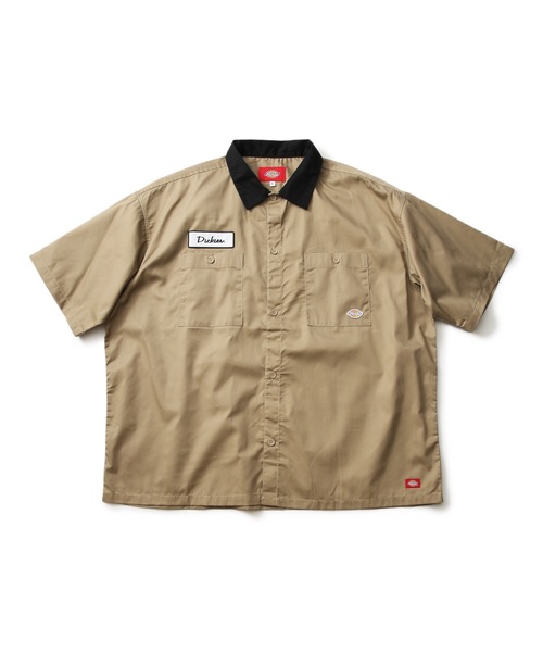 Dickies(ディッキーズ)の「【DICKIES/ディッキーズ】ツイルクレリックワークシャツ ビッグシルエット(シャツ/ブラウス・メンズ・ベージュ/アイボリー/ブラック/グリーン・LARGE/X-LARGE/MEDIUM)」の3枚目の写真