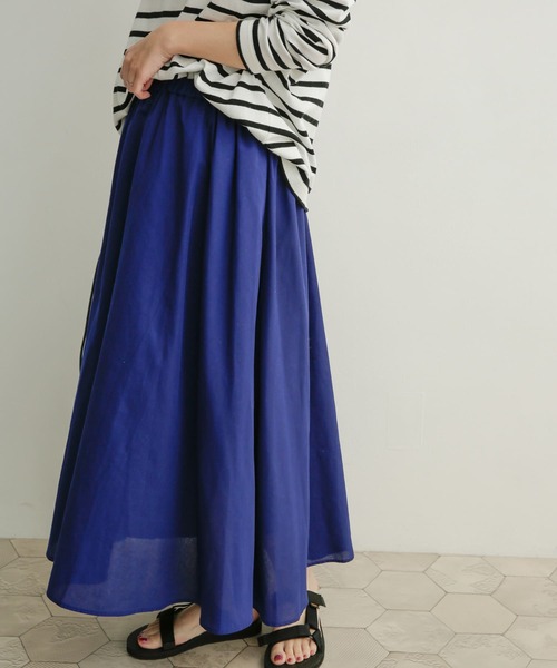 URBAN RESEARCH DOORS（アーバンリサーチドアーズ）の「『UR TECH Smart Linen Touch』カラーフレアスカート（スカート・レディース・ロイヤルブルー/イエロー系その他/グリーン・MEDIUM）」の11枚目の写真