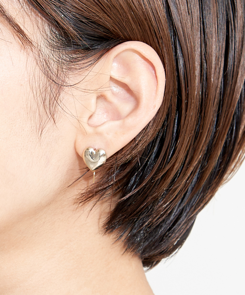 NOMINE（ノミネ）の「ハートピアス（ピアス（両耳用）・レディース・シルバー/ゴールド・フリー）」の3枚目の写真