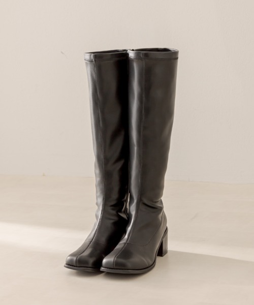 OLIVE des OLIVE（オリーブデオリーブ）の「スクエアトゥロングブーツ（ブーツ・レディース・ブラック/ダークブラウン・LARGE/SMALL/MEDIUM）」の4枚目の写真