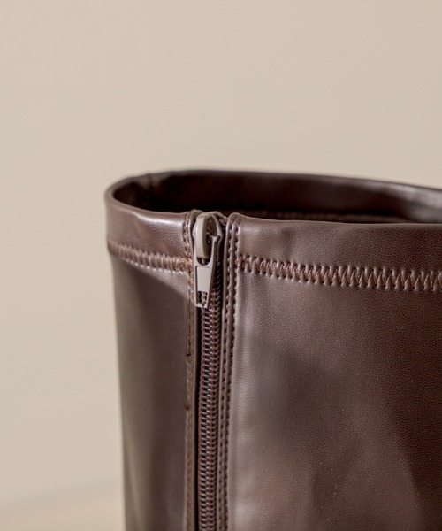 OLIVE des OLIVE（オリーブデオリーブ）の「スクエアトゥロングブーツ（ブーツ・レディース・ブラック/ダークブラウン・LARGE/SMALL/MEDIUM）」の13枚目の写真