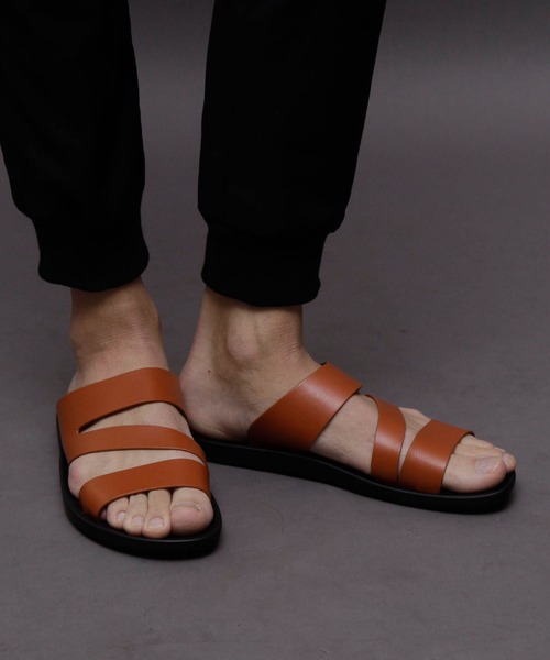 hardcover(ハードカバー)の「hardcover/neoレザーサンダル(サンダル・レディース・キャメル/ブラック/ブラウン・MEDIUM/SMALL)」の1枚目の写真