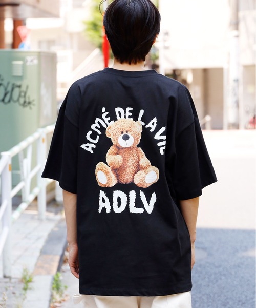 acme de la vie(アクメドラビ)の「Acme de la vie/アクメドラビ TEDDY BEAR (BEAR DOLL) SHORT SLEEVE T-SHIRT 半袖Tシャツ バックプリントT(Tシャツ/カットソー・メンズ・スカイブルー/ブラック/ベージュ・2/1)」の5枚目の写真