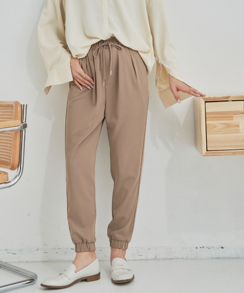 CLEARIMPRESSION （クリアインプレッション）の「マットポリエステルジョガーパンツ（その他パンツ・レディース・ブラック/モカ・FREE）」の7枚目の写真