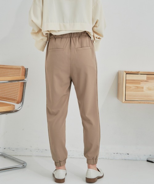 CLEARIMPRESSION （クリアインプレッション）の「マットポリエステルジョガーパンツ（その他パンツ・レディース・ブラック/モカ・FREE）」の9枚目の写真