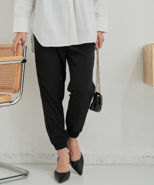 CLEARIMPRESSION （クリアインプレッション）の「マットポリエステルジョガーパンツ（その他パンツ・レディース・ブラック/モカ・FREE）」の18枚目の写真