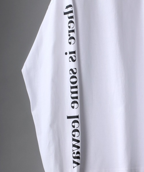 SITRY（シトリー）の「oversize sleeve print long sleeve T-shirt/オーバーサイズ 袖プリント ロングスリーブTシャツ（Tシャツ/カットソー・メンズ・ホワイト/ブラック/グリーン/ブルー・M/L）」の8枚目の写真