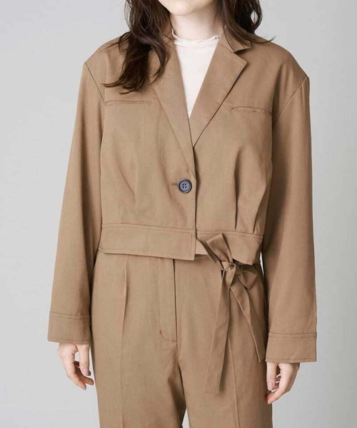 A de a.v.v（アードアー・ヴェ・ヴェ）の「［SET UP対応］ウエストベルトテーラードジャケット（テーラードジャケット・レディース・ベージュ/グリーン/ブラック・38/36）」の3枚目の写真