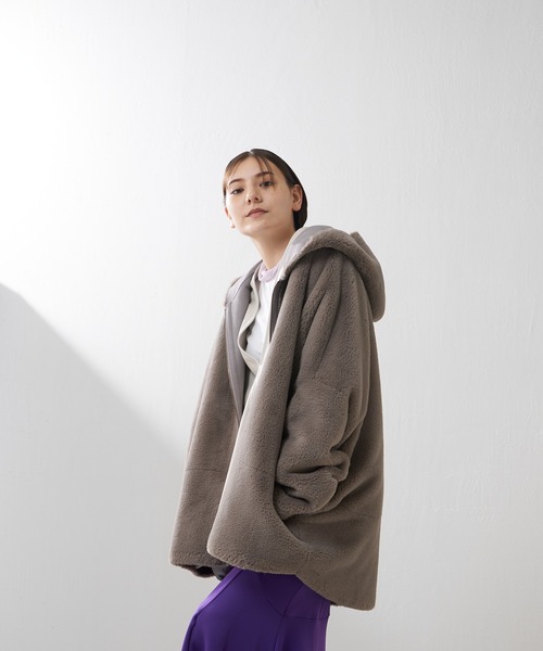 Lui's（ルイス）の「フェイクムートンコクーンフードコート（ムートンコート・レディース・グレー/ブルー/アイボリー・FREE）」の15枚目の写真