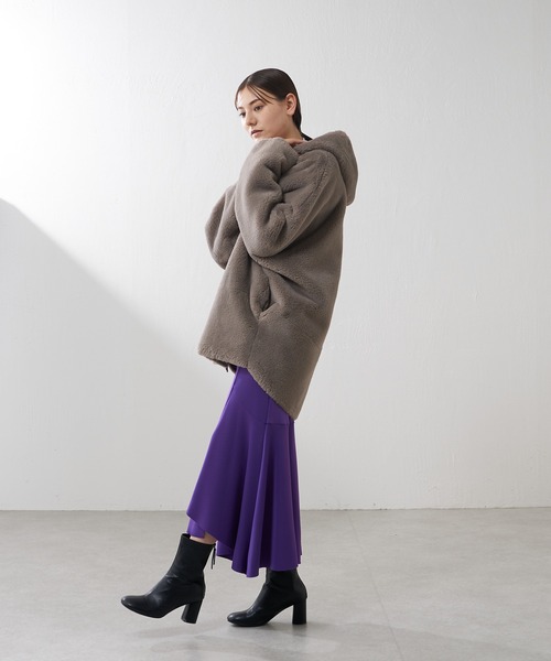 Lui's（ルイス）の「フェイクムートンコクーンフードコート（ムートンコート・レディース・グレー/ブルー/アイボリー・FREE）」の17枚目の写真