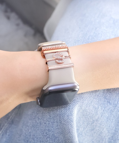 Urban Coral(アーバンコーラル)の「Apple Watch Accessory / アップルウォッチ アクセサリー イニシャルチャーム / Urban Coral(デジタル腕時計・レディース・A/E/H/I/J/K/M/N/R/S/T/Y・FREE)」の10枚目の写真