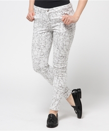 AZUL by moussy | A Perfect Skinny(モノトーンフラワー)(その他パンツ)