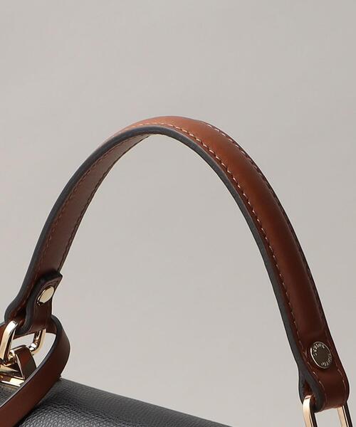 Carol J.(キャロルジェイ)の「<GIANNI NOTARO Carol J.> フラップベルト バッグ(ショルダーバッグ・レディース・ライム/モカ・FREE)」の11枚目の写真