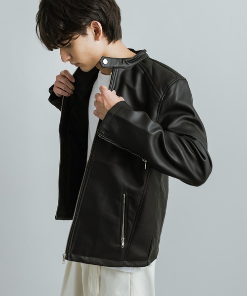 Rocky Monroe（ロッキーモンロー）の「フェイクレザーシングル