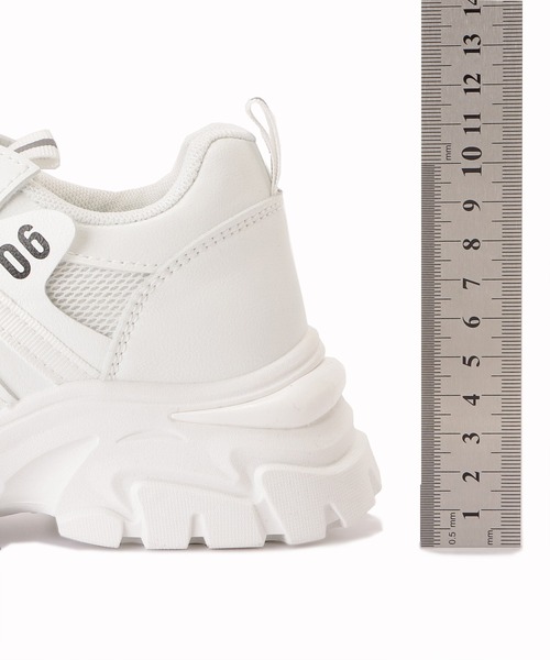 Lace Ladies（レースレディース）の「厚底メッシュダッドスニーカー（スニーカー・レディース・ホワイト/ブラック・22.5/23/24/24.5/23.5/25）」の6枚目の写真