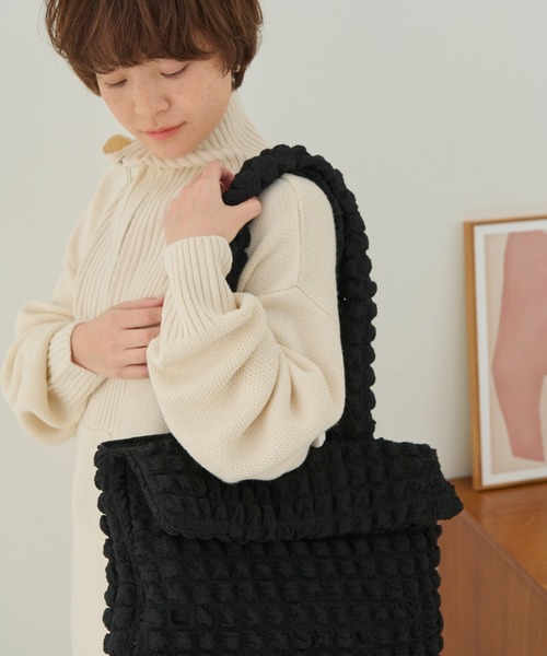 MERLOT（メルロー）の「ぽこぽこトートバッグ（トートバッグ・レディース・ホワイト/ブラウン/ブラック・FREE）」の7枚目の写真