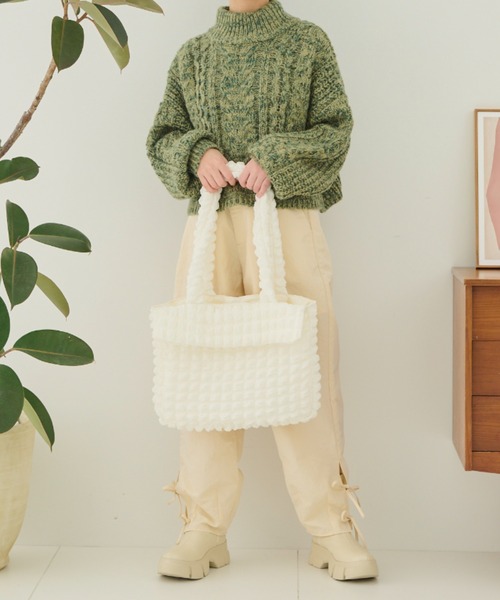 MERLOT（メルロー）の「ぽこぽこトートバッグ（トートバッグ・レディース・ホワイト/ブラウン/ブラック・FREE）」の11枚目の写真