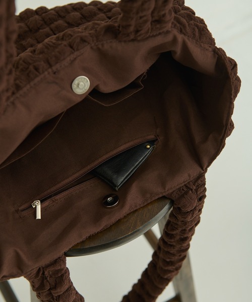 MERLOT（メルロー）の「ぽこぽこトートバッグ（トートバッグ・レディース・ホワイト/ブラウン/ブラック・FREE）」の21枚目の写真