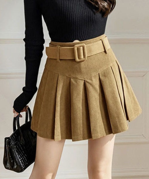 gossip!ロサンゼルス(ゴシップロサンゼルス)の「ベルト付きプリーツミニスカート(スカート・レディース・ブラック/ベージュ/ブラウン/ライトブラウン・M/S)」の3枚目の写真
