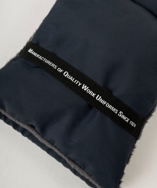 UNIVERSAL OVERALL(ユニバーサルオーバーオール)の「【79】【UNIVERSAL OVERALL/ユニバーサルオーバーオール】 ナイロン 中綿 差し込み マフラー/ネックウォーマー/ 防寒(マフラー・メンズ・ライトブラウン/オリーブ/ブラック/ブラウン/モカ/ネイビー/ブラウン系/ベージュ系/ブラック系/ネイビー系・FREE)」の19枚目の写真