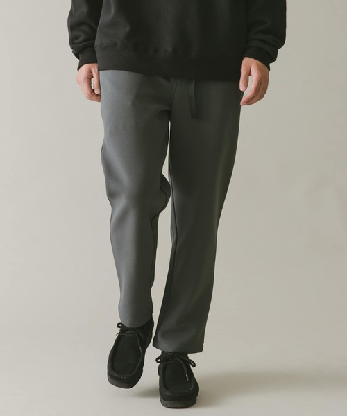 URBAN RESEARCH DOORS（アーバンリサーチドアーズ）の「『UR TECH』フリースボンディングパンツ（その他パンツ・メンズ・チャコールグレー/カーキ/ブラック/ネイビー・SMALL/MEDIUM/LARGE）」の18枚目の写真