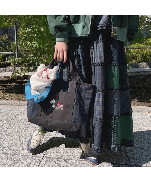 PINK HOUSE（ピンクハウス）の「スコッチテリアぬいぐるみコサージュ（ブローチ/コサージュ・レディース・ブラック/ホワイト・フリー）」の22枚目の写真