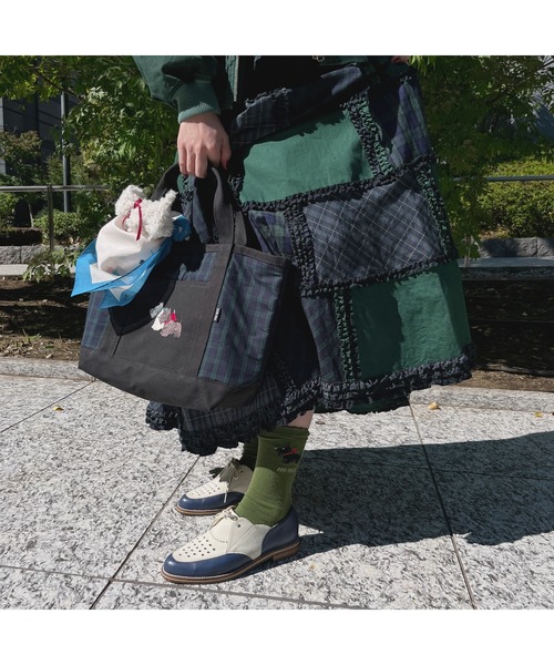 PINK HOUSE（ピンクハウス）の「スコッチテリアぬいぐるみコサージュ（ブローチ/コサージュ・レディース・ブラック/ホワイト・フリー）」の10枚目の写真