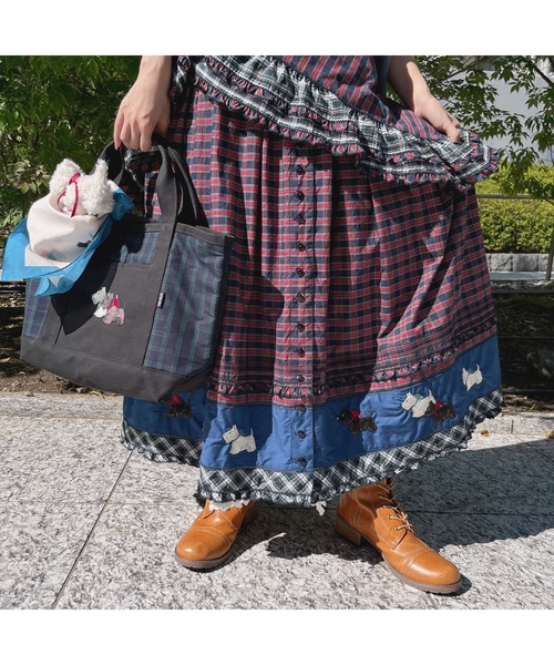 PINK HOUSE（ピンクハウス）の「スコッチテリアぬいぐるみコサージュ（ブローチ/コサージュ・レディース・ブラック/ホワイト・フリー）」の7枚目の写真