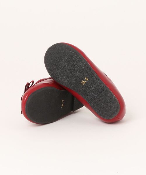 BeBe（ベベ）の「BeBe/リボン 付き 合皮 バレエシューズ (16~20cm)（バレエシューズ・キッズ・レッド/ベージュ・20/19/18/17/16）」の3枚目の写真