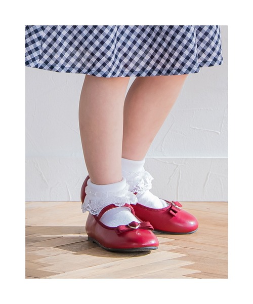 BeBe（ベベ）の「BeBe/リボン 付き 合皮 バレエシューズ (16~20cm)（バレエシューズ・キッズ・レッド/ベージュ・20/19/18/17/16）」の14枚目の写真