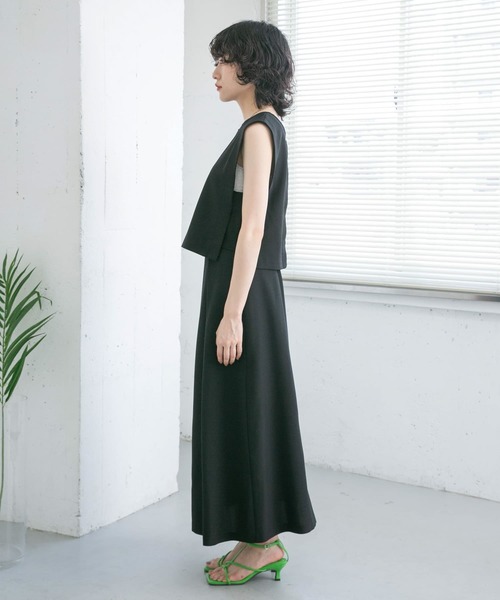 KBF（ケイビーエフ）の「マルチWAYスリーブレスワンピース（ワンピース・レディース・ブラック/ライトベージュ・ONE）」の12枚目の写真