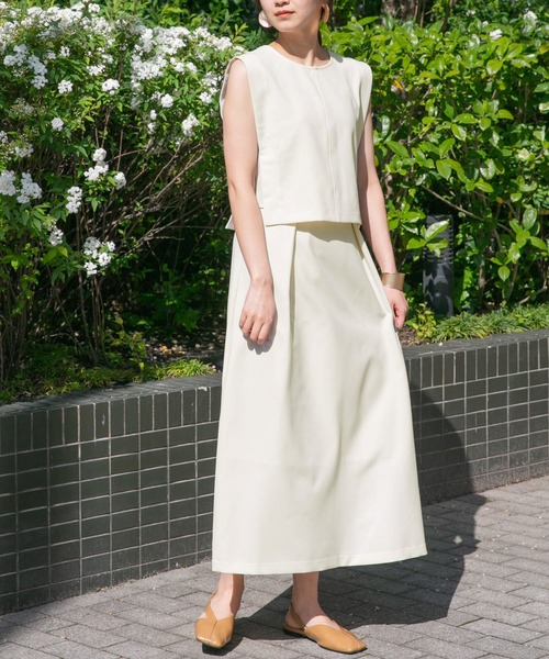 KBF（ケイビーエフ）の「マルチWAYスリーブレスワンピース（ワンピース・レディース・ブラック/ライトベージュ・ONE）」の3枚目の写真