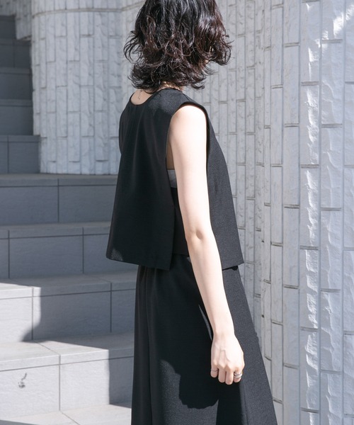 KBF（ケイビーエフ）の「マルチWAYスリーブレスワンピース（ワンピース・レディース・ブラック/ライトベージュ・ONE）」の5枚目の写真