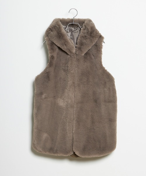 INED CLARO（イネドクラロ）の「エコファー×キルティングダウンベスト（ダウンベスト・レディース・モカ/アイボリー・フリー）」の15枚目の写真