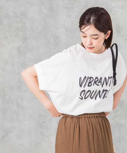 Gready Brilliant(グレディブリリアン)の「VIBRANTワイドFRカットソー(Tシャツ/カットソー・レディース・オフホワイト/グレイッシュベージュ/チャコールグレー・38)」の9枚目の写真