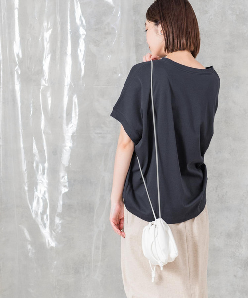 Gready Brilliant(グレディブリリアン)の「VIBRANTワイドFRカットソー(Tシャツ/カットソー・レディース・オフホワイト/グレイッシュベージュ/チャコールグレー・38)」の17枚目の写真