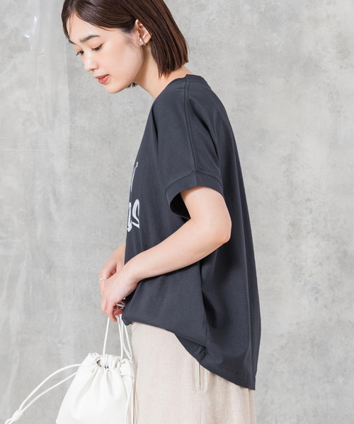Gready Brilliant(グレディブリリアン)の「VIBRANTワイドFRカットソー(Tシャツ/カットソー・レディース・オフホワイト/グレイッシュベージュ/チャコールグレー・38)」の19枚目の写真