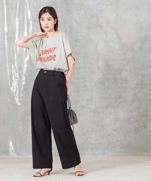 Gready Brilliant(グレディブリリアン)の「VIBRANTワイドFRカットソー(Tシャツ/カットソー・レディース・オフホワイト/グレイッシュベージュ/チャコールグレー・38)」の20枚目の写真
