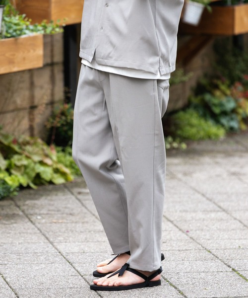 ITEMS URBANRESEARCH(アイテムズ アーバンリサーチ)の「オープンカラーショートスリーブシャツ+センタープレスパンツ セット(セットアップ・メンズ・ブルー/グレー/ブラック・MEDIUM/LARGE)」の5枚目の写真