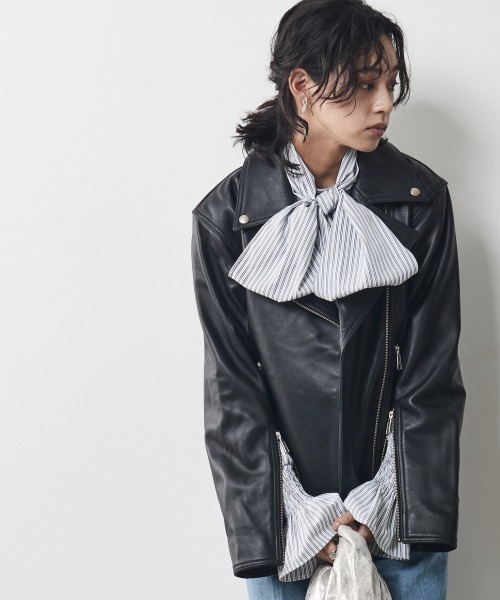 CHIC STYLE（シックスタイル）の「＜大きいサイズ＞ビッグリボン付き袖フリルブラウス シックスタイル（シャツ/ブラウス・レディース・ブルー系/ホワイト系・3L/LL/4L/L/5L）」の13枚目の写真