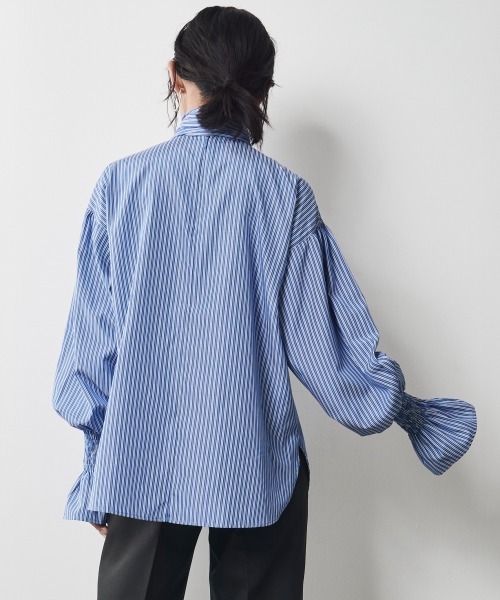 CHIC STYLE（シックスタイル）の「＜大きいサイズ＞ビッグリボン付き袖フリルブラウス シックスタイル（シャツ/ブラウス・レディース・ブルー系/ホワイト系・3L/LL/4L/L/5L）」の3枚目の写真