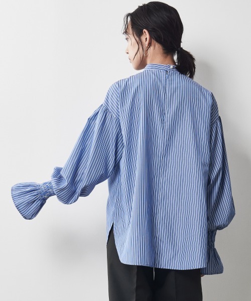 CHIC STYLE（シックスタイル）の「＜大きいサイズ＞ビッグリボン付き袖フリルブラウス シックスタイル（シャツ/ブラウス・レディース・ブルー系/ホワイト系・3L/LL/4L/L/5L）」の6枚目の写真