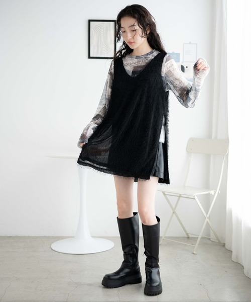 WEGO(ウィゴー)の「WEGO/フリンジサイドスリットチュニック(ワンピース・レディース・ブラック/アイボリー・FREE)」の4枚目の写真