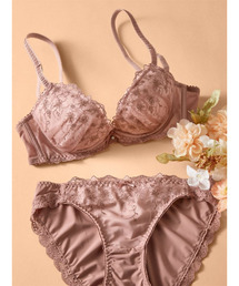 tutuanna(``Ai)[^̃u]ӂoXgCNuV[cZbgWF}G[(u&V[c)