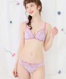 tutuanna(�`���`���A���i)��[�^���̃u��]�ӂ�����o�X�g���C�N�u�����V���[�c�Z�b�g�W�F�}���G�[��(�u��&�V���[�c)