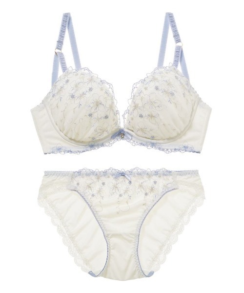 tutuanna（チュチュアンナ）の「[運命のブラ]ふっくらバストメイクブラ＆ショーツセットジェマリエール（ブラ&ショーツ・レディース・ピンク/ブラウン/ブラック/ネイビー/オリーブ/ホワイト/レッド/ラベンダー/ピンク系その他2/ブルー系その他/ライラック/ミント/シルバーグレー・B65/C80/A70/C70/E75/C65/A65/C75/D70/E80/B75/A75/D80/E65/D65/E70/B70/D75）」の17枚目の写真